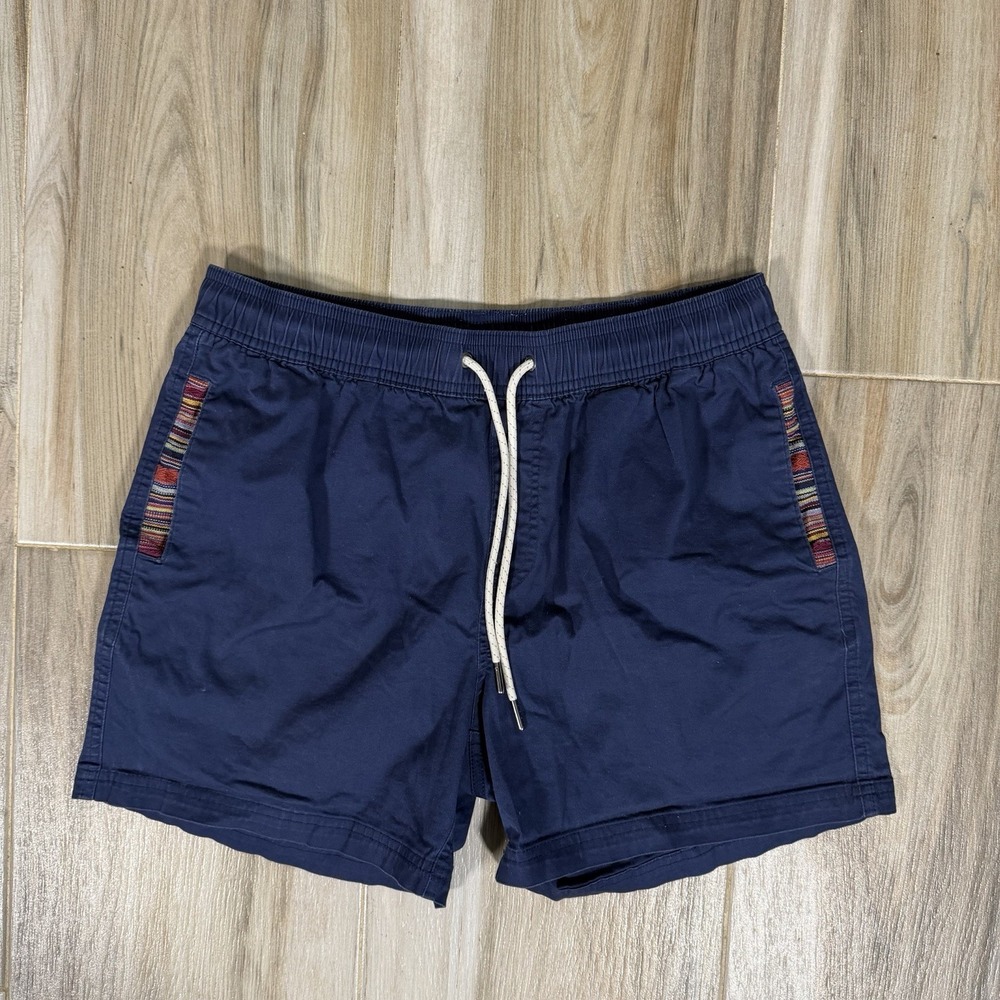 Wowie Shorts Navy Blue SZ Medium 4" inseam Activewear Aztec Casual Preppy